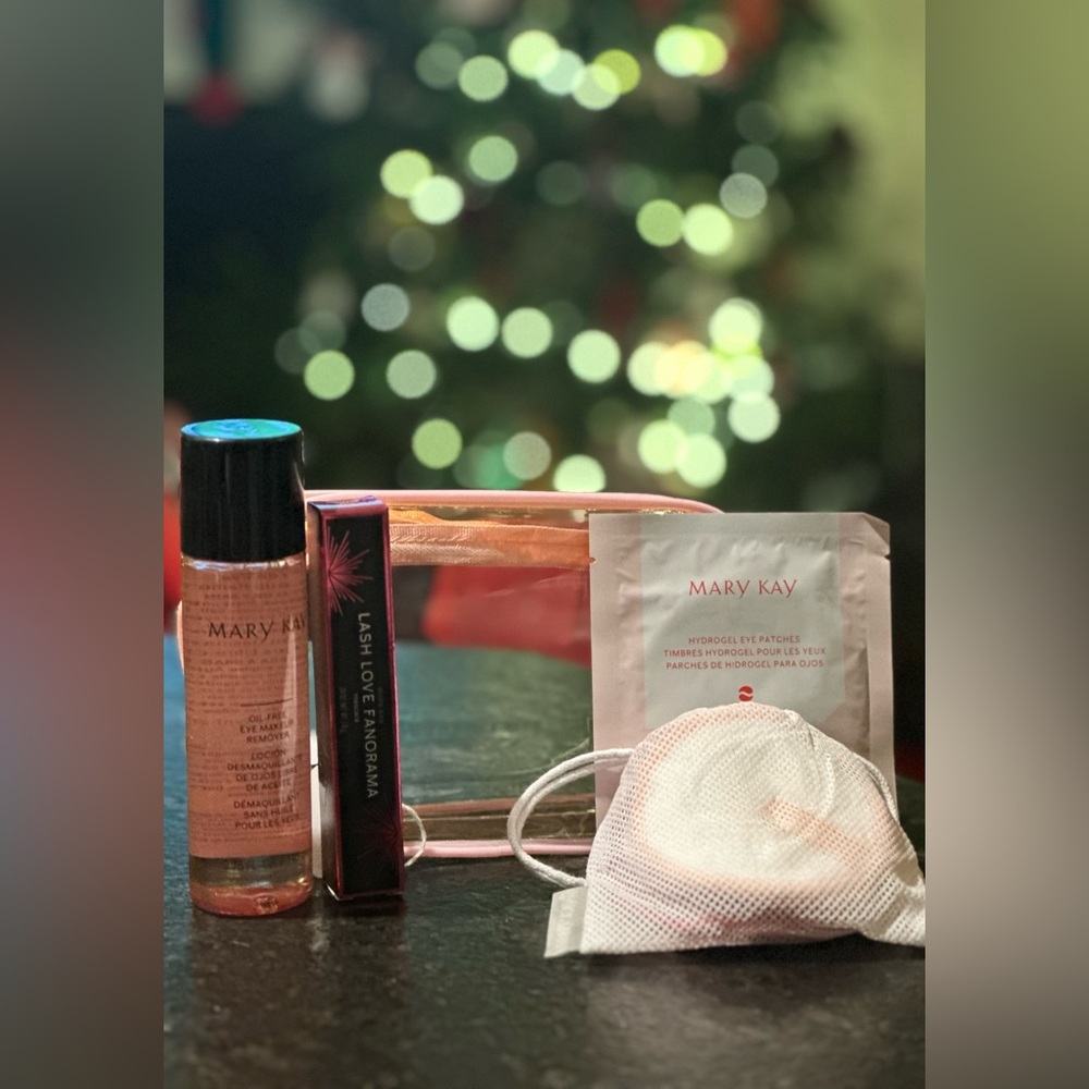 Mary Kay Eye Primer Gift Set New Today with I Love Black Mascara